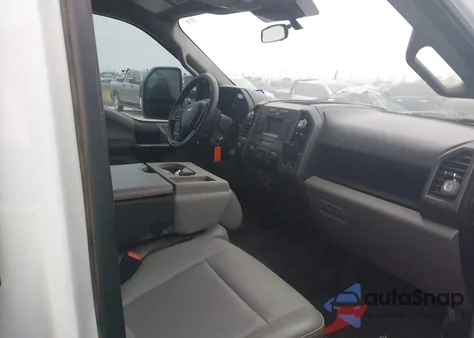 2022 Ford F-250 Xl z USA, uszkodzony, nr VIN 1FT7W2B66NED61401